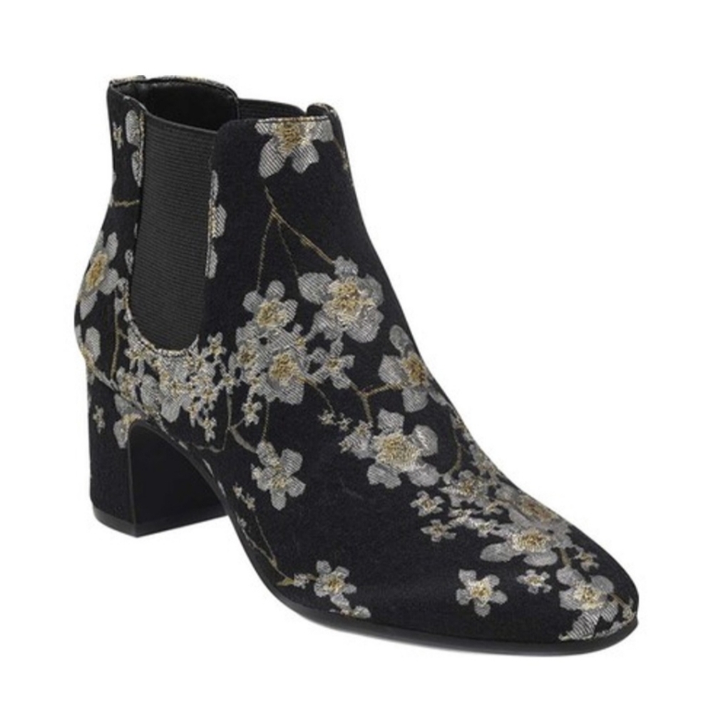 Anne Klein Gorgia Embroidered Ankle Booties Size 8